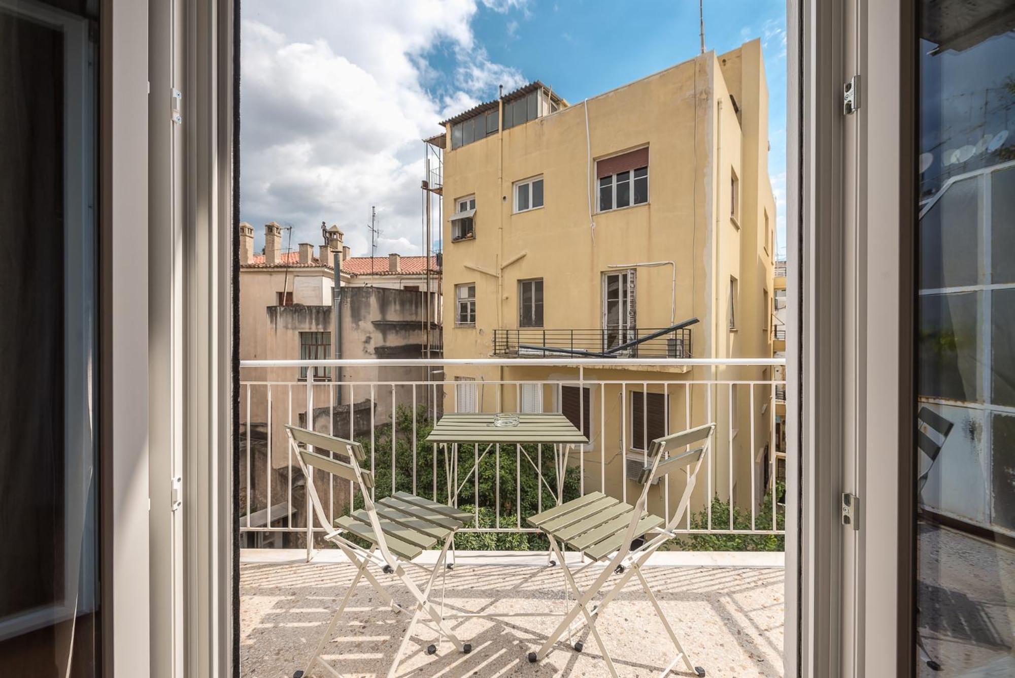 Studio Under Acropolis Rock Athens Exterior photo