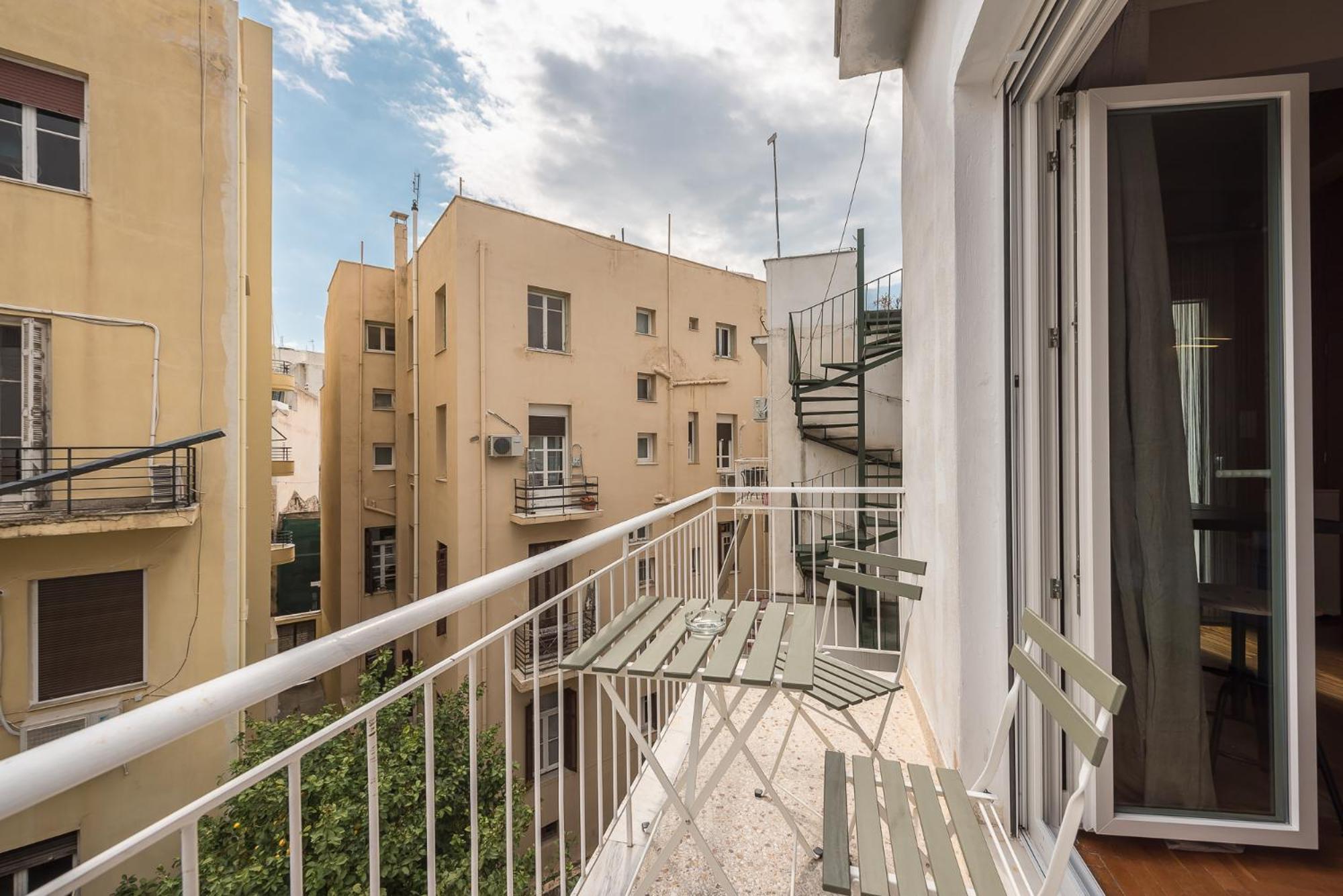 Studio Under Acropolis Rock Athens Exterior photo
